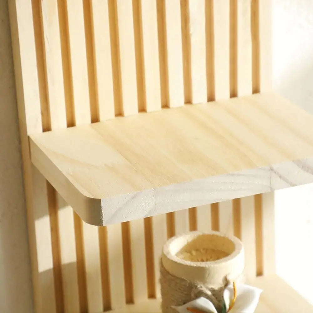 étagère murale design original en bois
