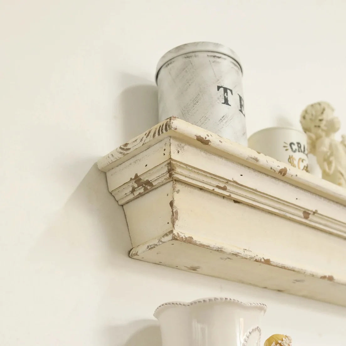 étagère murale bois blanc vieilli